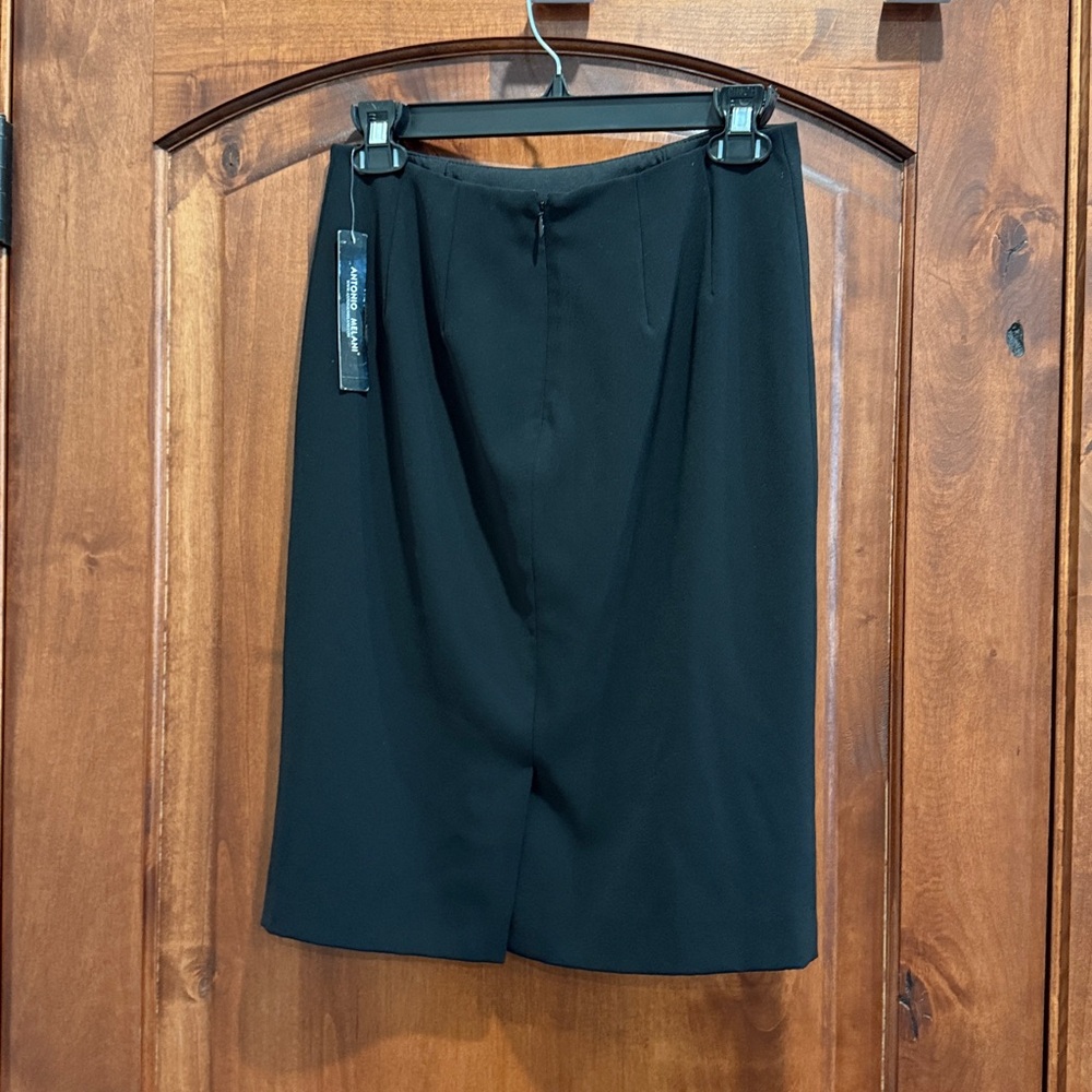 ANTONIO MELANI Classic Black Pencil Skirt - Picture 2 of 4